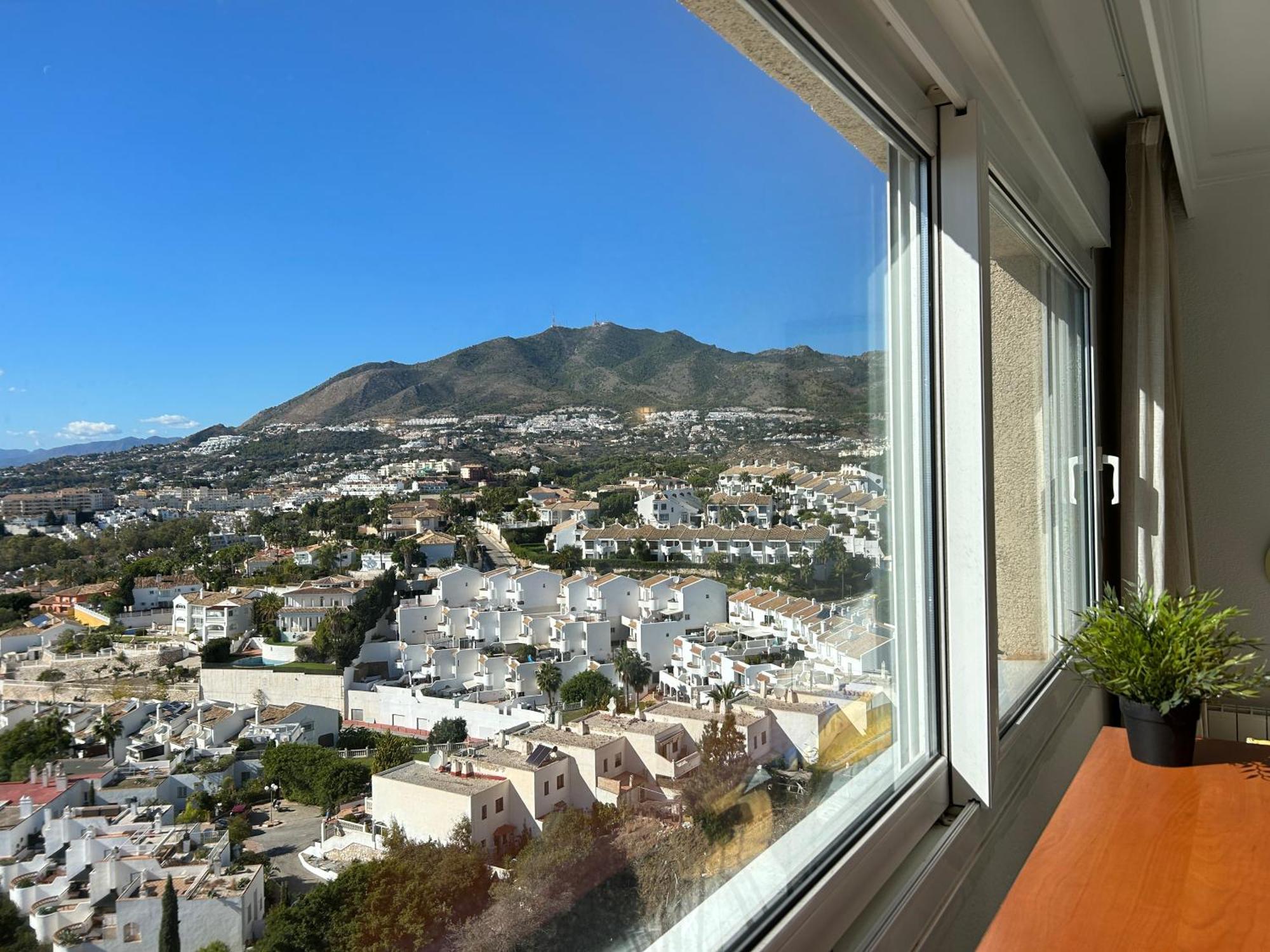 Apartment Flat With Super Beautiful View Benalmadena